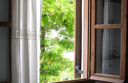 Skyros Town Cottage | Romantic & Family Home, Extravagant View To The Aegean Sea, Quiet, Cool, Cosy