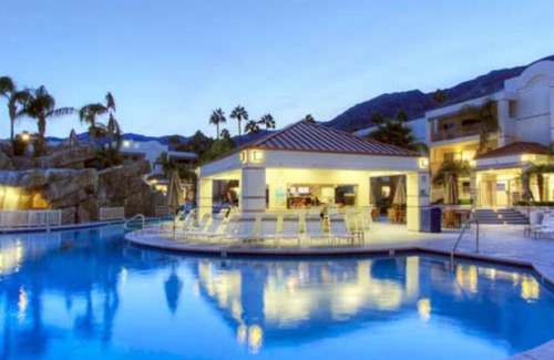 Canyon Corridor Apartment | Romantic getaway Palm Canyon Resort studio unit for 2. Private; near the action.