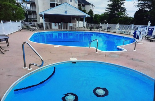 Table Rock Condo | Romantic Getaway Walk-in Suite. Resort Amenities! Remodeled! Excellent Rates!