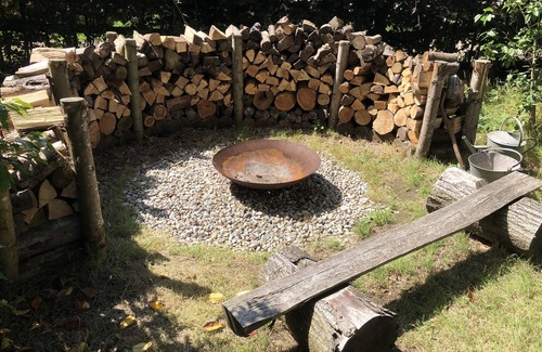 Winchelsea House | Romantic glamping cabin near beautiful Rye