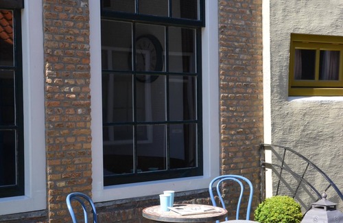 Zierikzee House | Romantic holiday home in the heart of Zierikzee!