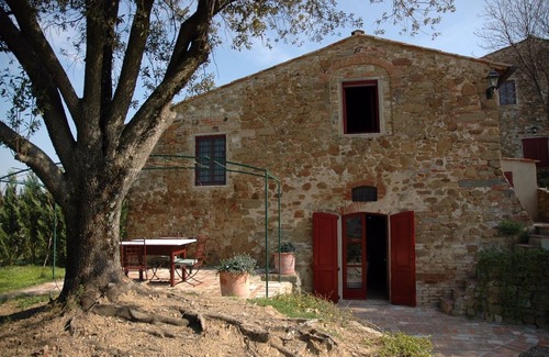 Greve in Chianti House | Romantic house in the middle of the Chianti vineyards in the heart of Tuscany.