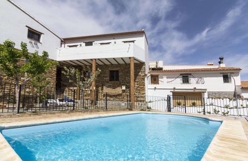 Laroya Apartment | Romantic house for 2 or 4 people with jacuzzi