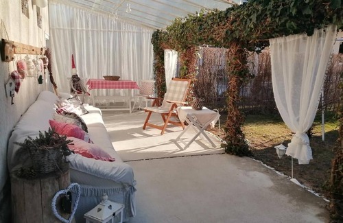 Balatonfured Cottage | Romantic Little Cottage 10 minutes to Lake Balaton