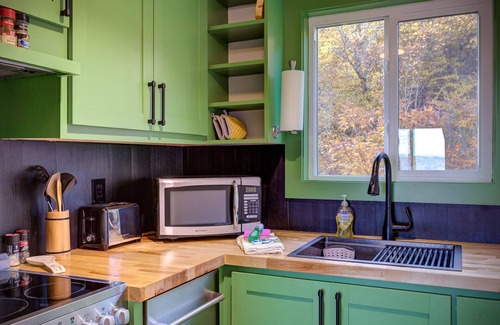 Sugar Mountain Condo | Romantic Loft with Spectacular Long Range Mountain Views!