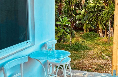 Minoa Pediada Apartment | Romantic luxury apartment by the beach! 3 min to the ocean, with a private pool!