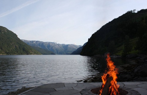 Ulvik Cabin | Romantic Natur