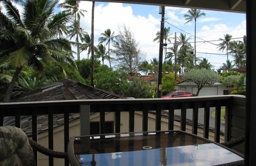Kailua Apartment | Romantic Oceanview Guesthouse. Steps from the Beach!