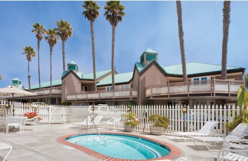 Downtown Resort | Romantic Pismo Beach - 5 Minutes from pier