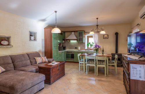 Trget Villa | Romantic private villa w/pool, 3 minutes from the beach, surrounded by nature