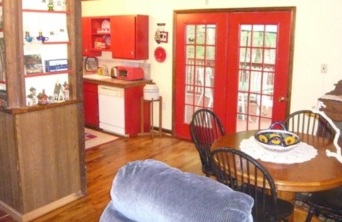 Kabletown Cottage | Romantic, Secluded, Rustic Mtn. Cabin in the Woods