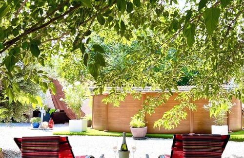 Los Carriones House | Romantic self-catering Cave House with spa bath, log fire