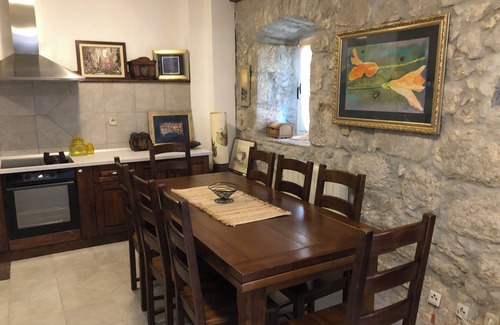 Bacina Villa | Romantic Stone House for family & couples near Dubrovnik and Split