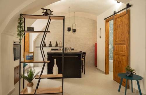 Province of Lecce Apartment | Romantic Suite with air conditioning and wi-fi