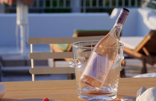 Almyropotamos House | Romantic villa 5 min from the beach and the small fish port