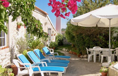 Reguengo Grande Cottage | Romantic villa w / patio and pool, complete privacy