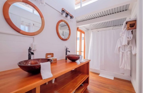 San Pedro Hotel | Romantic Villa with Private Beach & Pool Ideal for a Couple's Getaway!
