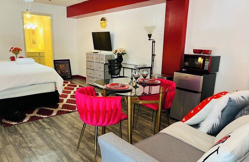 Tupelo Condo | ~RomanticRoomForCouple~Gated Condo'NHeartOfTupelo3guests