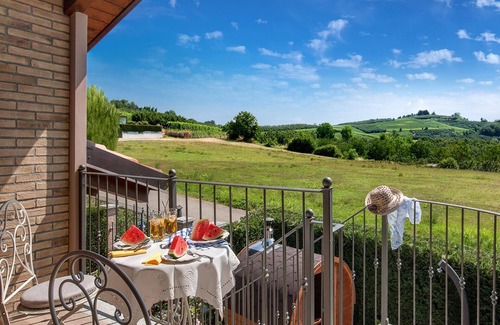 Borgo House | Roncaglia Suite, Holiday Home with Private Spa