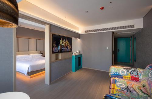 Jinghong Hotel | Rongye Hotel - Gaozhuang Xishuangjing Starlight Night Market Branch