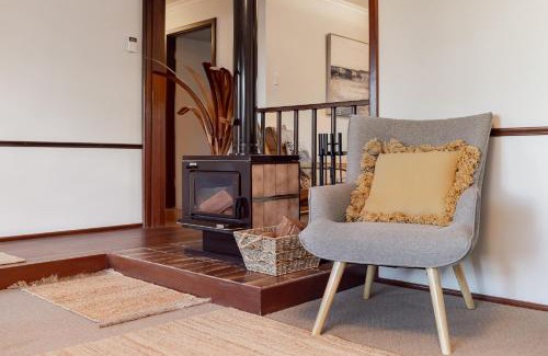 Preston Beach House | Roo With A View By Swan Bnb Management