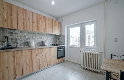 Bucharest City-Centre Apartment | Roof view Bucharest artesian fountains apartment