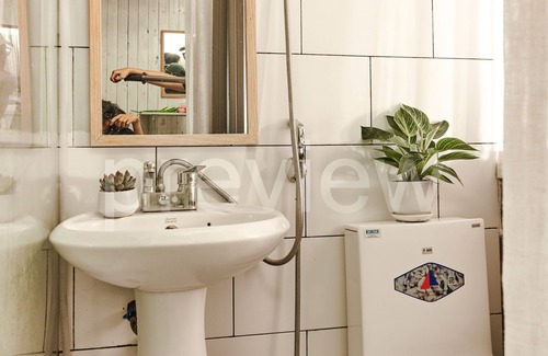 Hai Ba Trung House | Rooftop/central house/NETFIX/washing/City view/big window