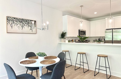 Downtown Condo | Rooftop DWTN Raleigh Oasis