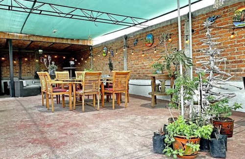 Guadalajara Apartment | Rooftop Fast Wifi Garden Washer Parián Secure