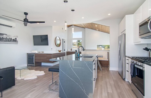 Bay Park House | Rooftop Hot Tub with Ocean Views, New House!