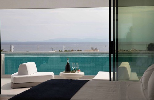 Voula Condo | ROOFTOP LUXURY PENTHOUSE with private SWIMMING POOL