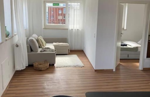Vorstadt Apartment | Rooftop mit Fördeblick, zentral & nah am HBF