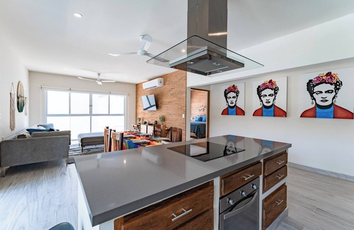 Santa Maria Huatulco Condo | Rooftop Plunge Pool & Surf-Friendly Beachside Comfort