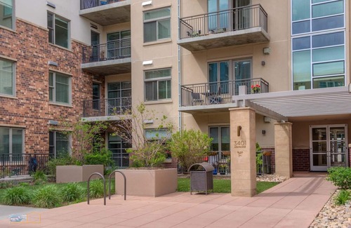 Central Boulder Condo | Rooftop Pool, Mountain Views! Exec Rental @ The Peloton West