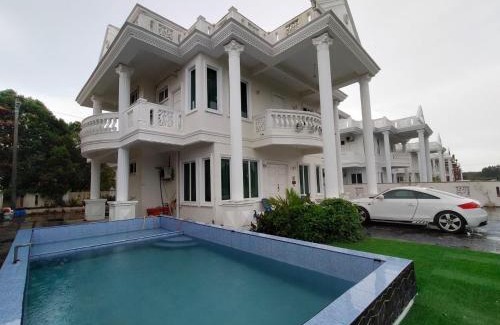 Telok Mas Villa | RoofTop Villa