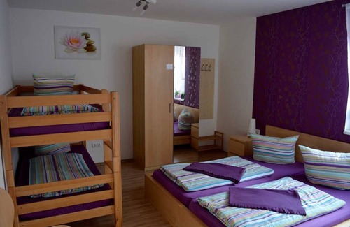 Rust Apartment | Room 1 - Guesthouse Luna