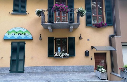 Nesso House | Room 2 with lake view, near the famous Nessus gorge.