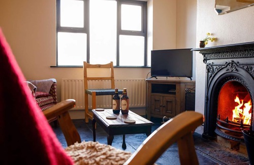 Ballyferriter House | Room 4 - Rosehip - Tig Bhric and West Kerry Brewery, An Riasc Ballyferriter