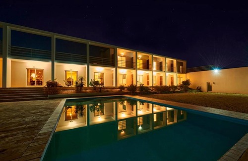 Aljezur Apartment | Room 'Agosto' with Sea View, Shared Pool and Wi-Fi