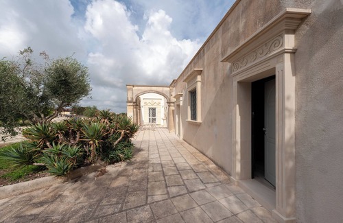 Lizzanello House | Room 'Anghelos - Piromafu' with Shared Terrace, Wi-Fi and Air Conditioning
