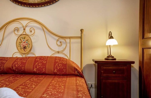 Sant'Angelo di Brolo House | Room 'Arcaloro Resort Rooms Luna' with Sea View, Wi-Fi and Air Conditioning
