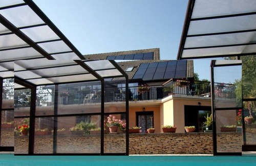 Meyrie Bed & Breakfast | Room "Between Rhône and Saône" with swimming pool and spa