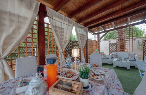 Manduria Apartment | Room 'Camera 3' with Shared Garden, Wi-Fi and Air Conditioning