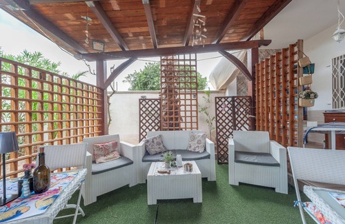 Manduria Apartment | Room 'Camera 4' with Shared Garden, Wi-Fi and Air Conditioning