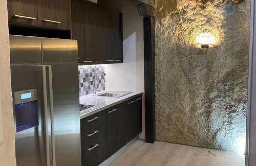 Setenil de las Bodegas Apartment | Room 'Cave 3' with Mountain Views, Private Pool and Wi-Fi