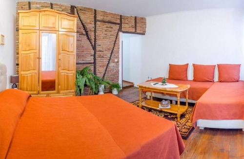Veliko Tarnovo House | Room-charming Guest Room in Historic Vel