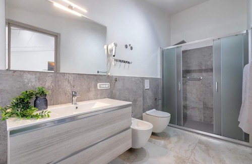 Sennori Apartment | Room 'Corte Alta - Asfodelo' with Sea View, Wi-Fi and Air Conditioning