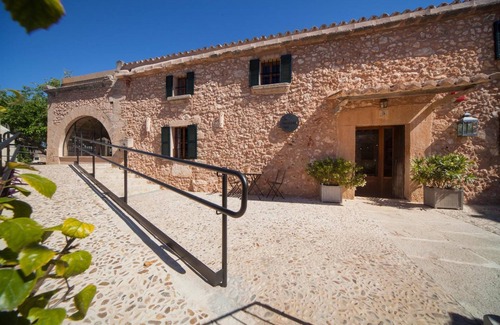 Sa Cabaneta Apartment | Room 'Doble Deluxe' with Mountain View, Wi-Fi and Air Conditioning