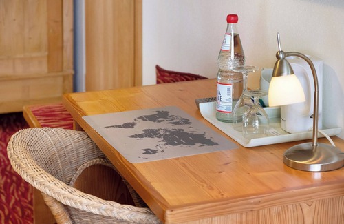 Sankt Georgen im Schwarzwald Apartment | Room 'Doppelzimmer Mit Balkon 29' with Shared Garden, Balcony and Wi-Fi