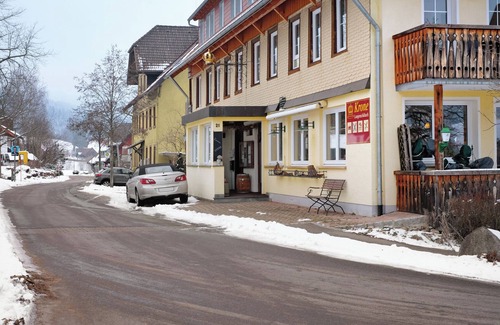 Sankt Georgen im Schwarzwald Apartment | Room 'Doppelzimmer Ohne Balkon 23' with Shared Garden and Wi-Fi